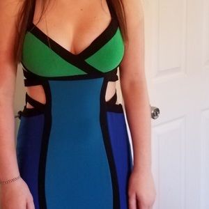 ABSTRACT Prom dress by Mignon size 6 green, blue, turquoise, black accent